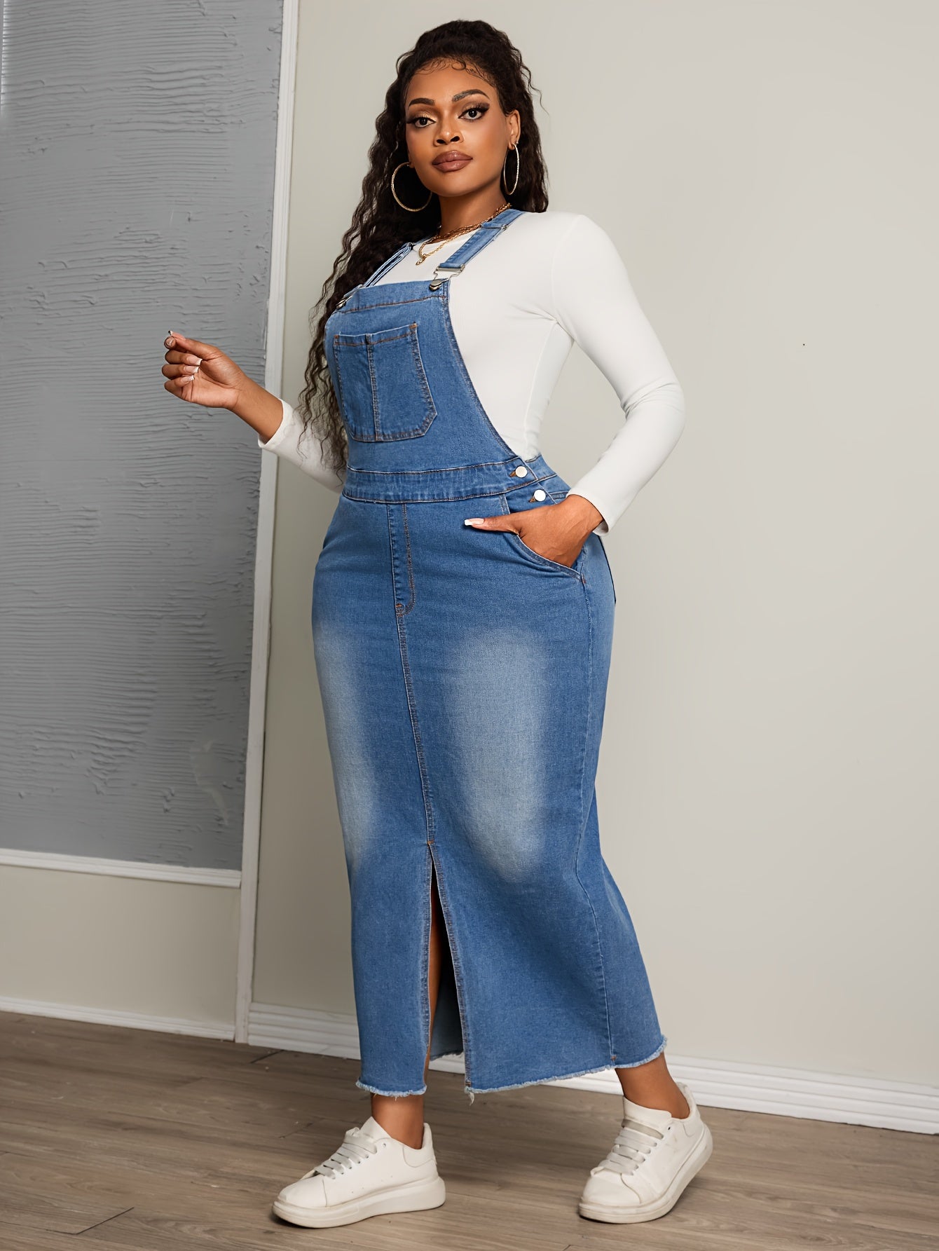 Vestido, jeans elegante corte reto, costas nuas, vestido casual.