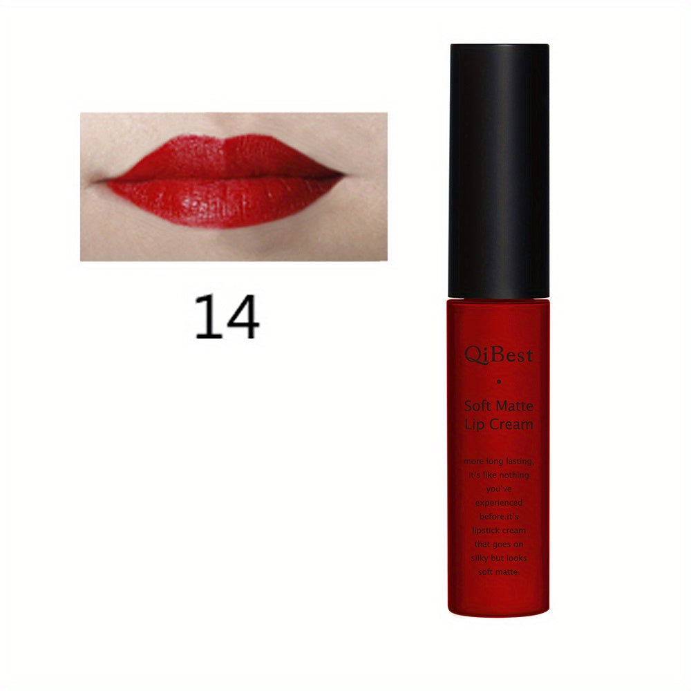 Brilho labial aveludado fosco.