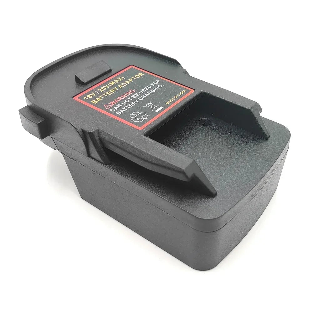 Adaptador de bateria para baterias de lítio Milwaukee de 18 V. Converte baterias Milwaukee em baterias de lítio.