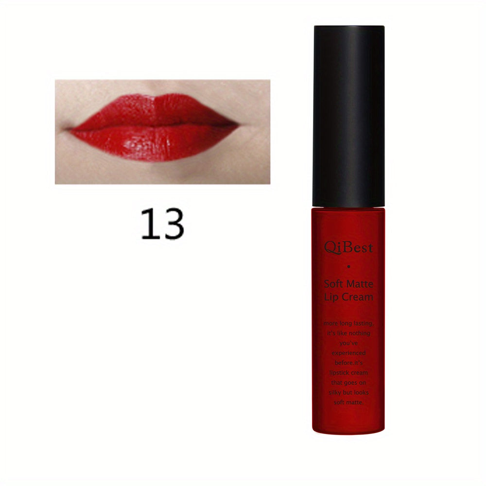 Brilho labial aveludado fosco.