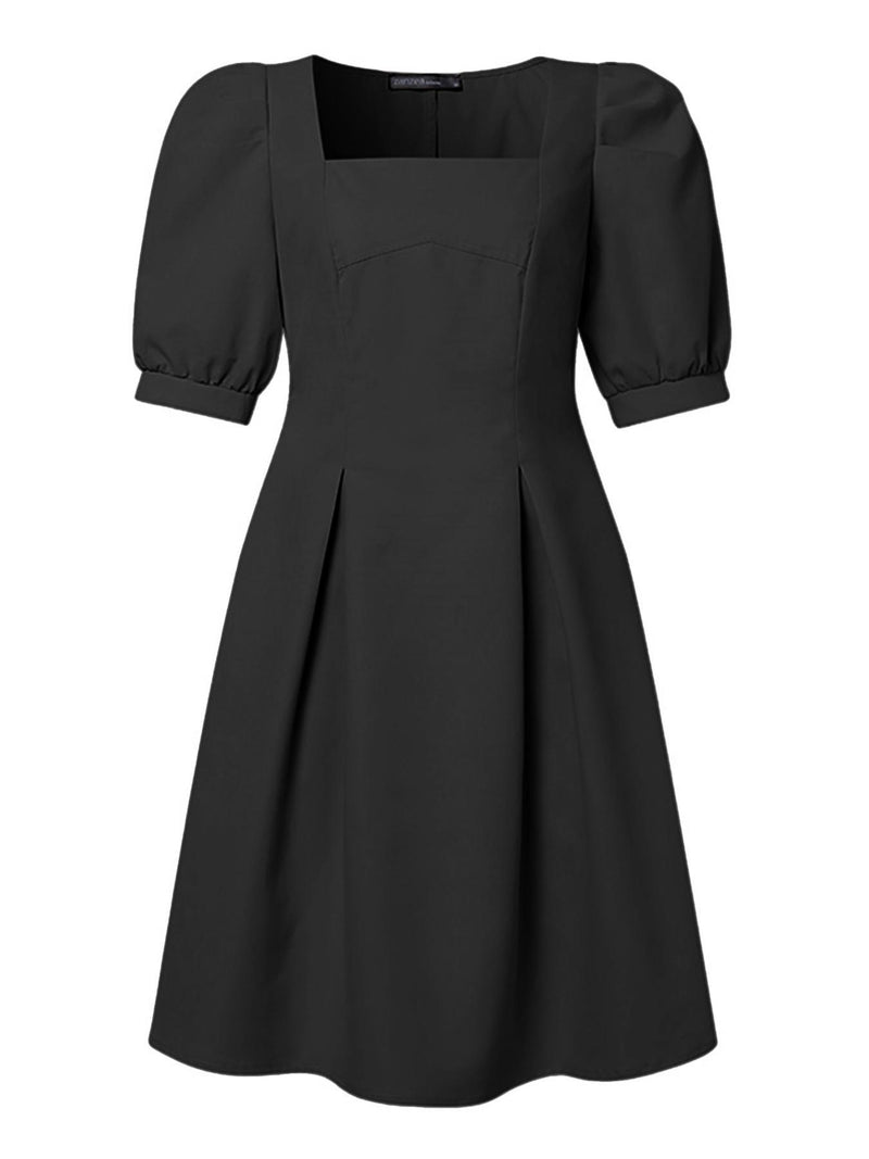 Vestido curto ,elegante de verão, linha A, manga bufante, gola quadrada.