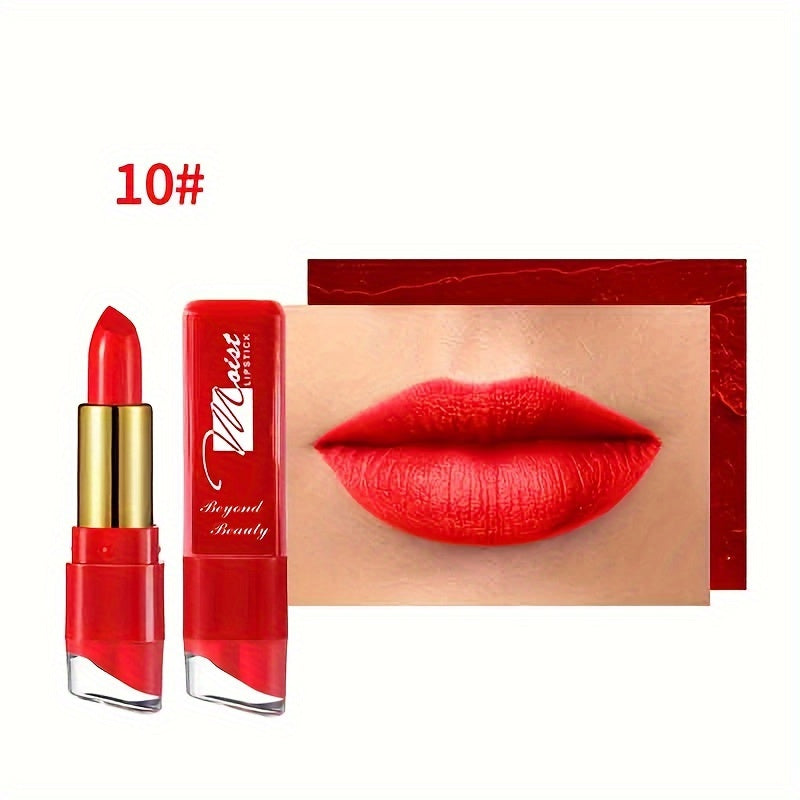 Conjunto de 12 cores de batom cremoso e hidratante.