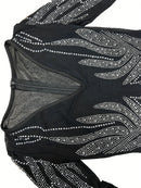 Vestido longo, brilhante justo ao corpo- decote em V profundo.