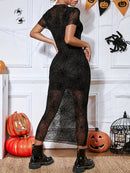 Vestido feminino de malha semitransparente com estampa de teia de aranha.