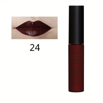 Brilho labial aveludado fosco.