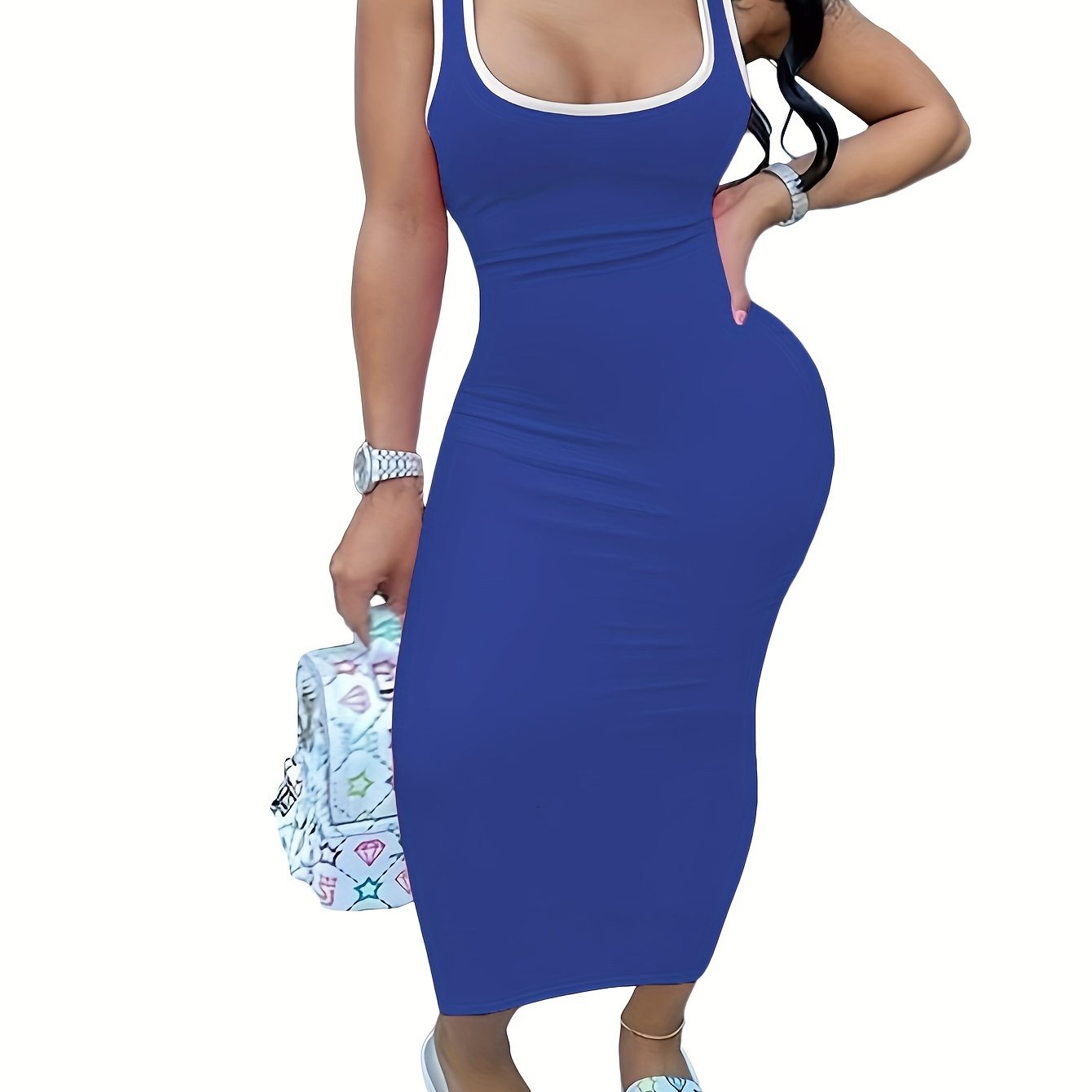 Vestido midi com decote quadrado e acabamento contrastante.