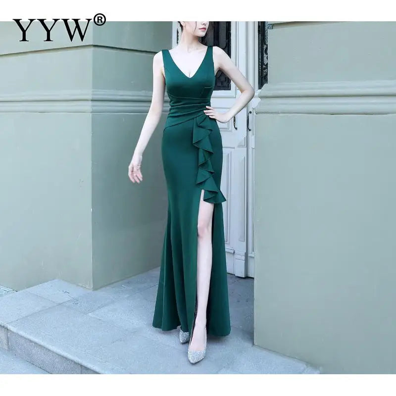 Novo vestido longo de noite feminino sexy com decote em V.