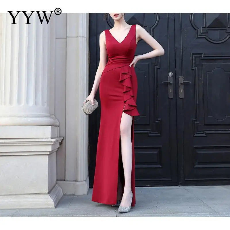 Novo vestido longo de noite feminino sexy com decote em V.