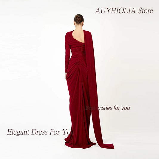 Vestidos de noite de veludo para mulheres.