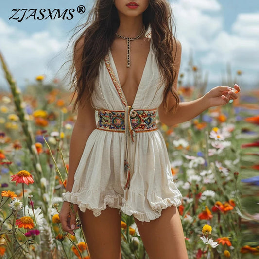 Vestidos sensuais decote em V profundo.