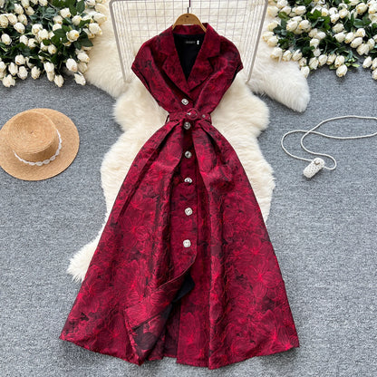 Vestido de verão com estampa.