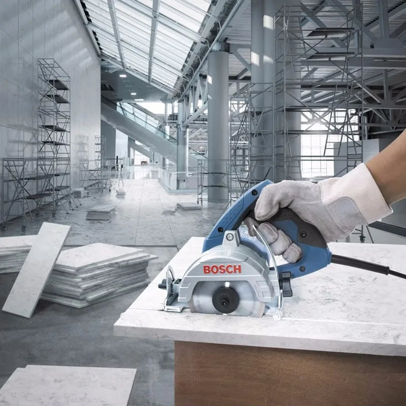 Máquina de corte de mármore Bosch GDC 140.