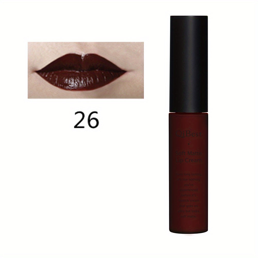 Brilho labial aveludado fosco.
