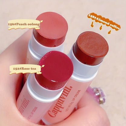 Bálsamo labial com cor, batom hidratante, removedor de pele morta e clareador.