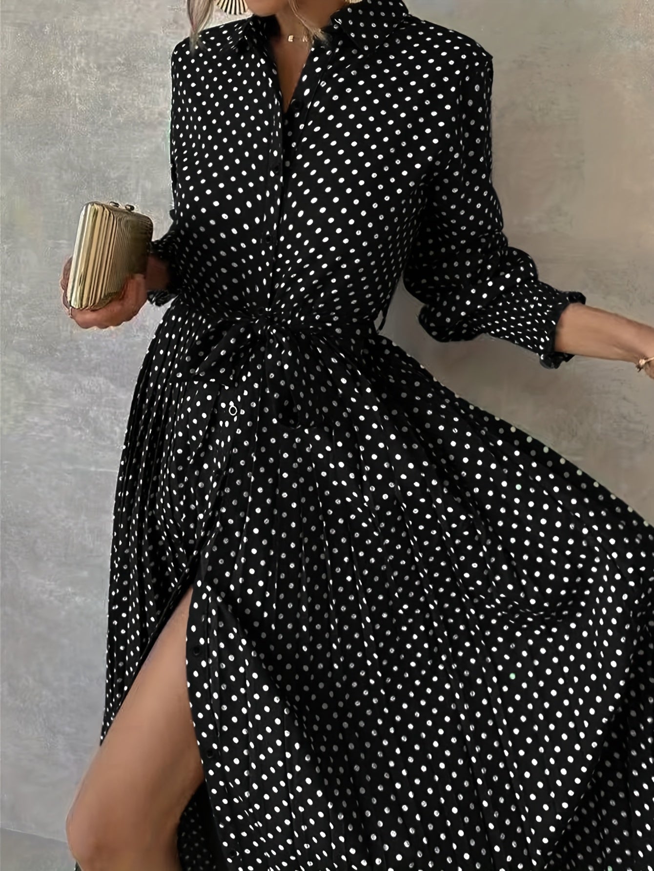 Vestido-camisa com estampa de bolinhas e botões na frente, vestido longo elegante.