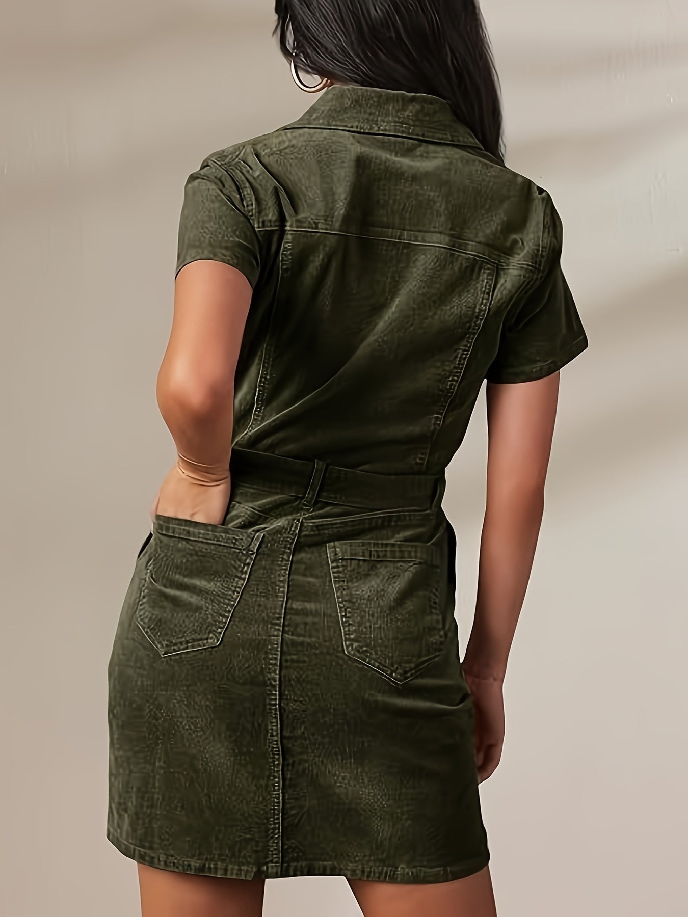Vestido curto estilo vaqueira, estilosa,Vestidos,de veludo cotelê.