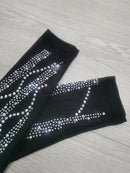 Vestido longo, brilhante justo ao corpo- decote em V profundo.